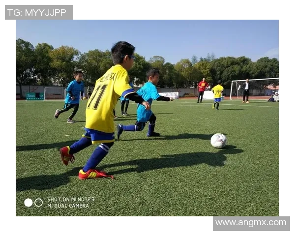 足球星伙俱乐部凝聚青少年力量共筑未来足球梦想舞台